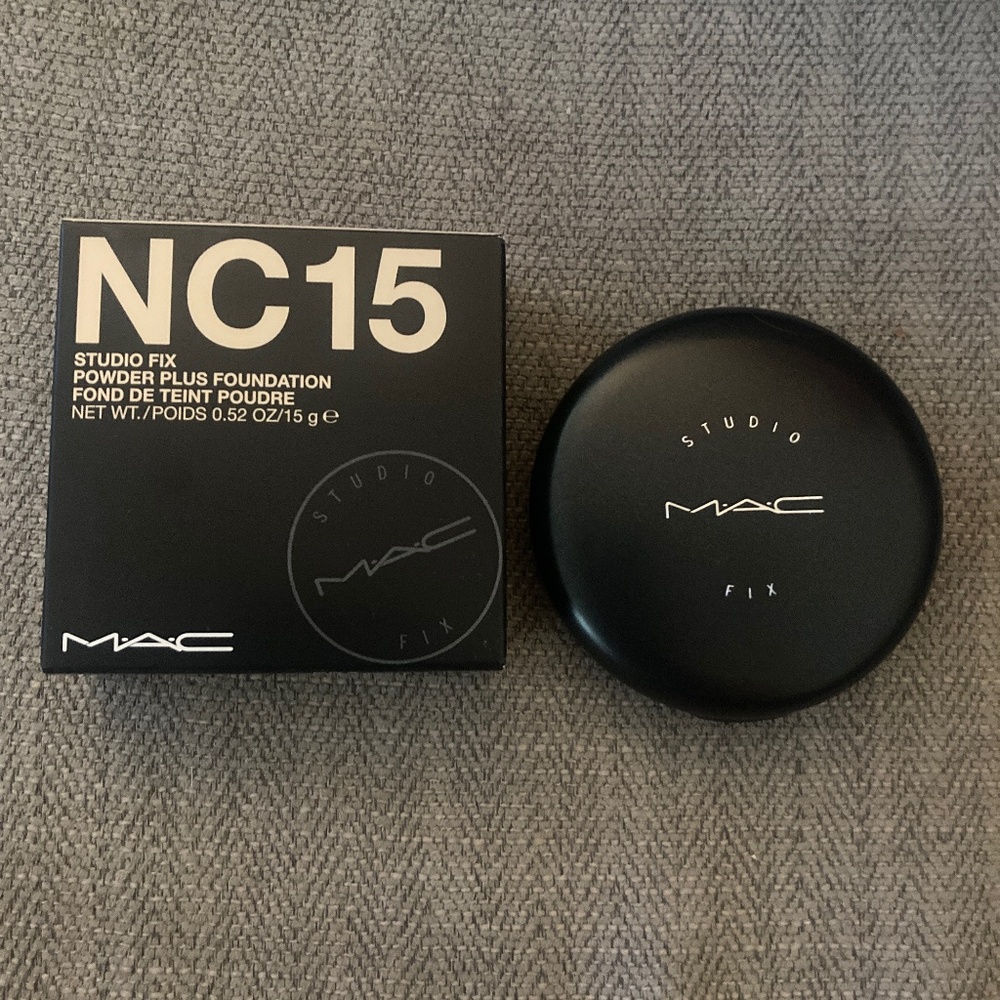 BNIB Original formula NC15 Mac cosmetics studio fix foundation pow